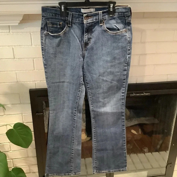 #304  Levi’s 515 Bootcut Jeans Womens Size 8 - Picture 1 of 8